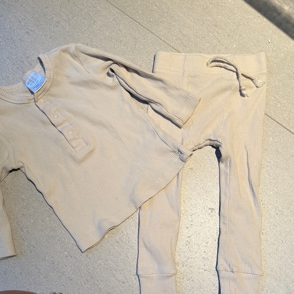 Mebie baby Kids Tan Ribbed Matching Set 6-12